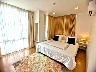 Condos for rent : FOR RENT: The Alcove 49 (Sukhumvit 49) - Spacious 2 Bed Corner Unit, Near BTS Thonglor & Samitivej Hospital
