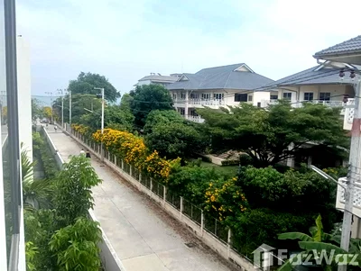 Condos for sale : Best Value Beachfront 1-Bedroom 5927186