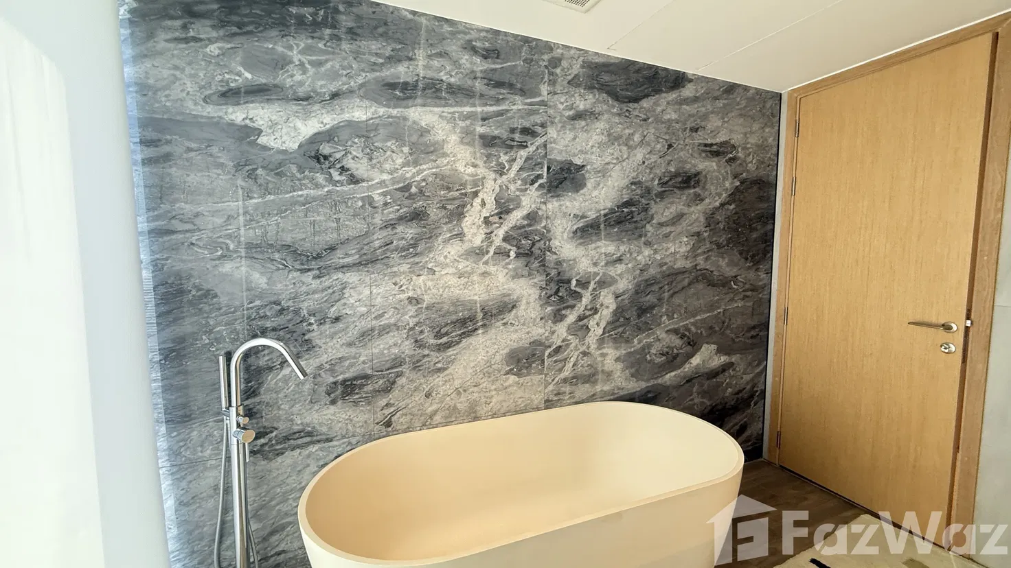 รูป ขาย คอนโด 2 ห้องนอน ในโครงการ เดอะ ลอฟท์ สีลม 5926058 - รูปที่ 28/29