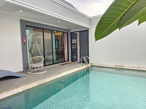 Nordic pool villa in Pattaya, situated near Chak Nok Reservoir Park,a serene ambiance 3 bedrooms, 3 bathrooms, and is fully furnished