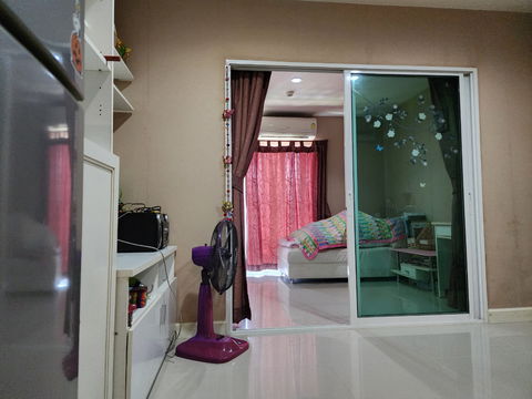 Urgent sale! Metro Park Sathorn condo. Free transfer fees within 2025