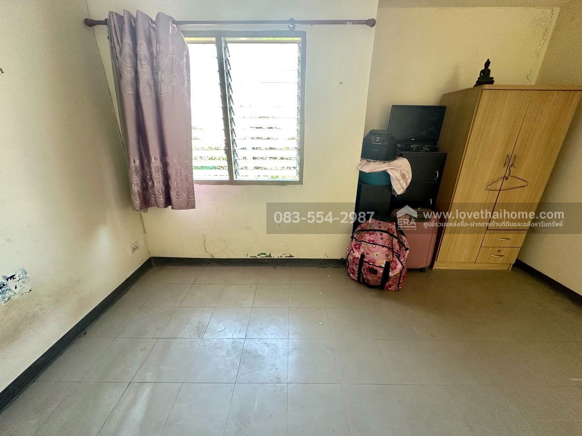 รูป ขายทาวน์เฮ้าส์ รังสิต-นครนายก บ้านเอื้ออาทรรังสิต(คลอง9) ซอย15 ปทุมธานี พื้นที่ 16.2 ตรว. ขายถูกที่สุดในโครงการ เพียง 650,000 บาทเท่านั้น - รูปที่ 6/10