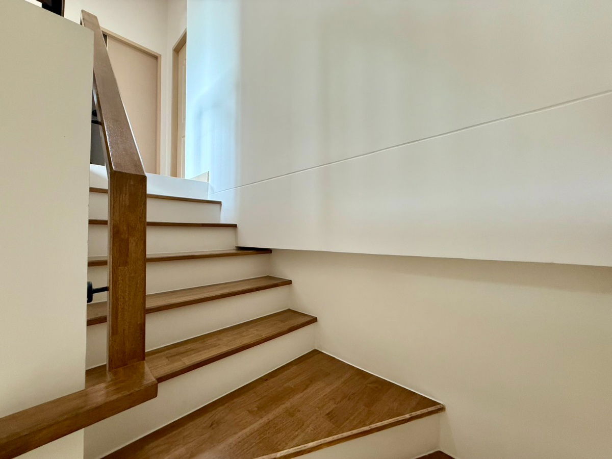 รูป บ้านแฝดพื้นที่ใหญ่ 42.5 ตร.ว. ใกล้เซ็นทรัล–โรจนะ ราคาพิเศษ 2.79 ลบ.* - รูปที่ 14/17