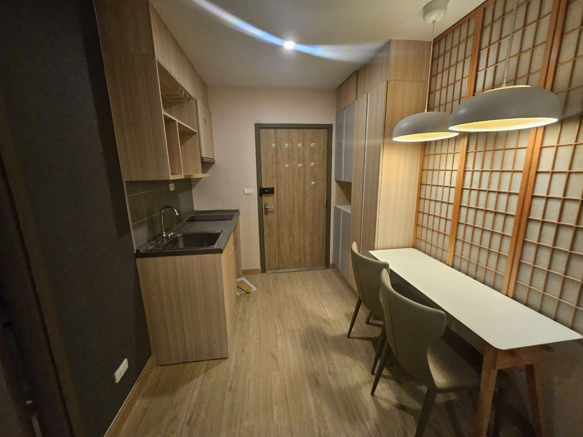 picture Fully furnished room for rent , near BTS Bangna station - 6/10