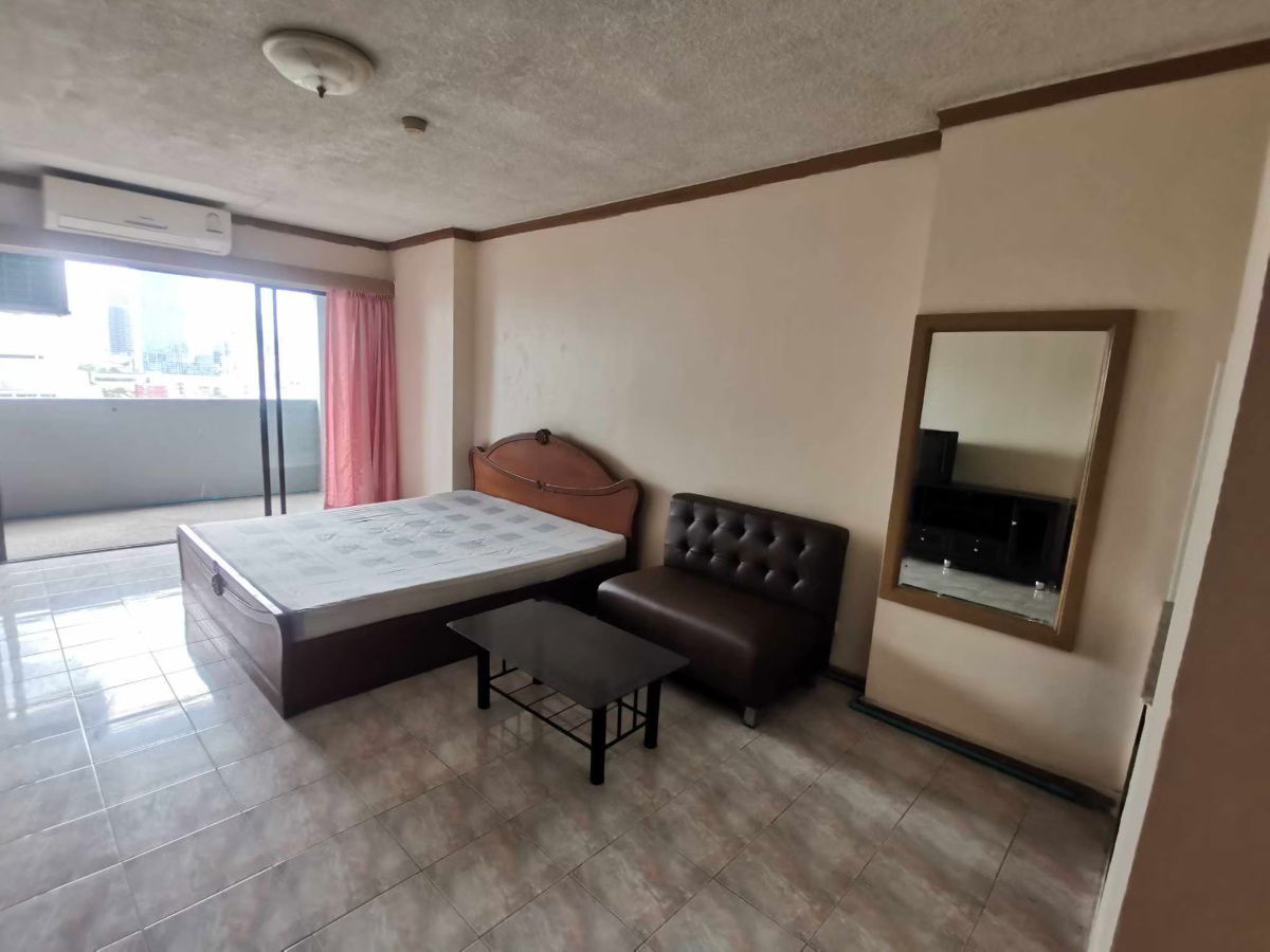 picture Srivara mansion near MRT closed to BIG C ratchada - 3/9