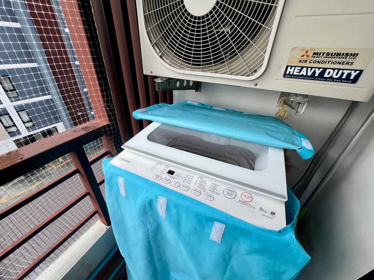 picture ðĨCondo for RENT! ** Corner Unit ** at The Next 1 Condominium next to Ruamchok Mall, Supermarket, Fresh Market near to Central, School and etc. - 12/13