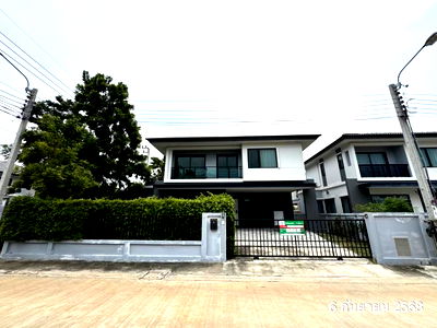 บ้านเดี่ยว วิทยาลัยสารพัดช่างสมุทรปราการ ชุมชนเมืองใหม่บางพลี : บ้านเดี่ยว สำหรับขาย บริทาเนีย บางนา กม.26 บางบ่อ บางบ่อ สมุทรปราการ