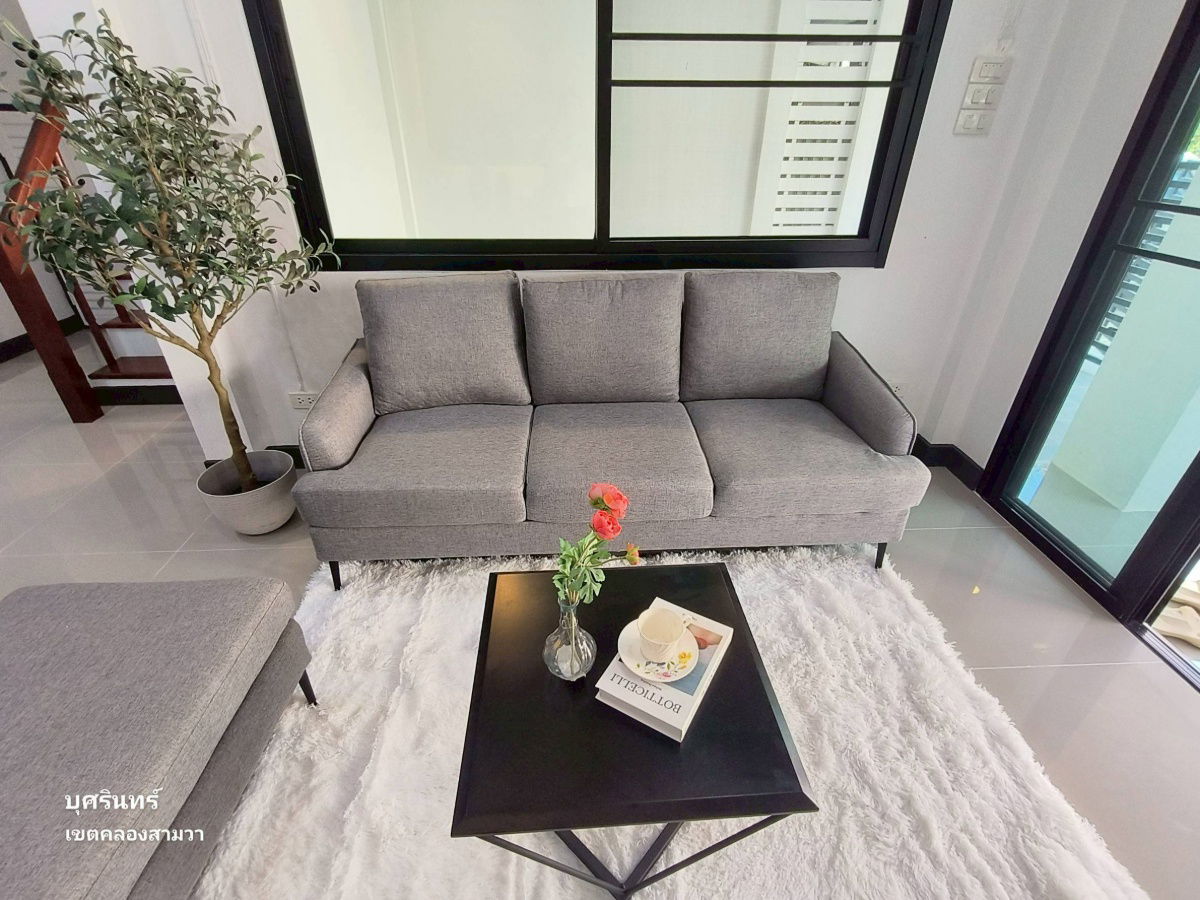 รูป ม.บุศรินทร์ พระยาสุเรนทร์ 40 ซ.37 ทาวน์เฮาส์ 2 ชั้น พร้อมอยู่ ฟรีเฟอร์ฯ ทั้งหลัง ตกแต่งใหม่ทำเลดี เดินทางสะดวก - รูปที่ 8/21