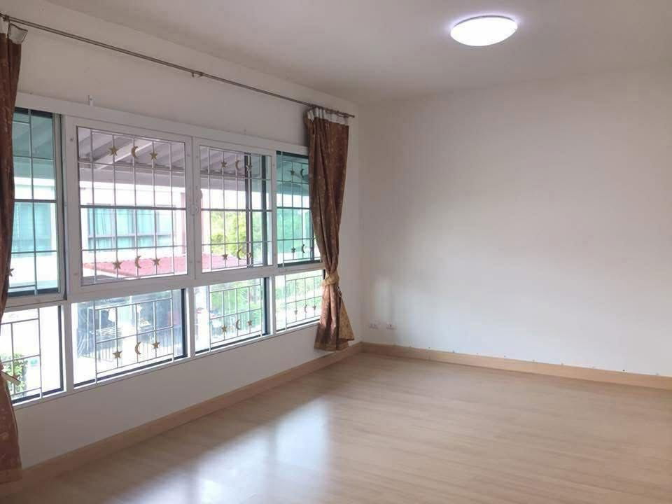 picture Townhouse, Baan Pruksa 83 Borommaratchachonnani-Sai 5, Sam Phran District, Nakhon Pathom Province (Located behind Central Salaya) - 12/18