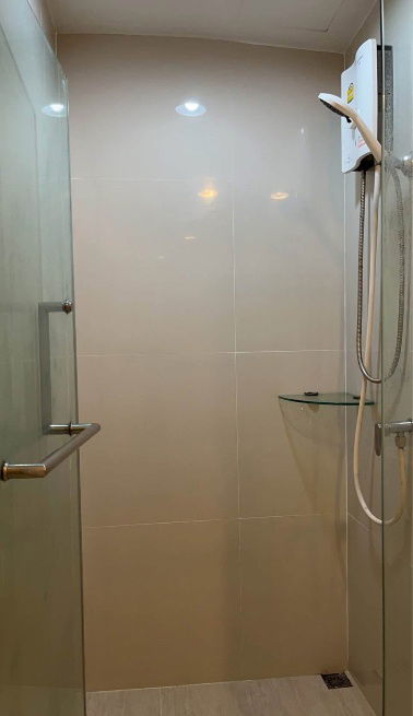 picture ADD line id : @cutecondo available to touring please make appointment here - 8/11