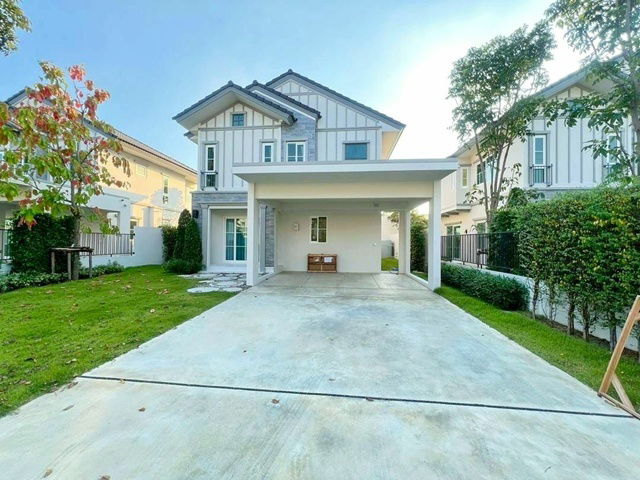 รูป รร.นานาชาติไทย-สิงคโปร์ 2.1กม. 4นอน ศรีนครินทร์-บางนา MRT ศรีลาซาล 2.5 กม. ให้เช่าบ้านเดี่ยวสุดหรู 2 ชั้น 68ตร.วา. 270ตร.ม. 3น้ำ พร้อมแอร์ - รูปที่ 1/8