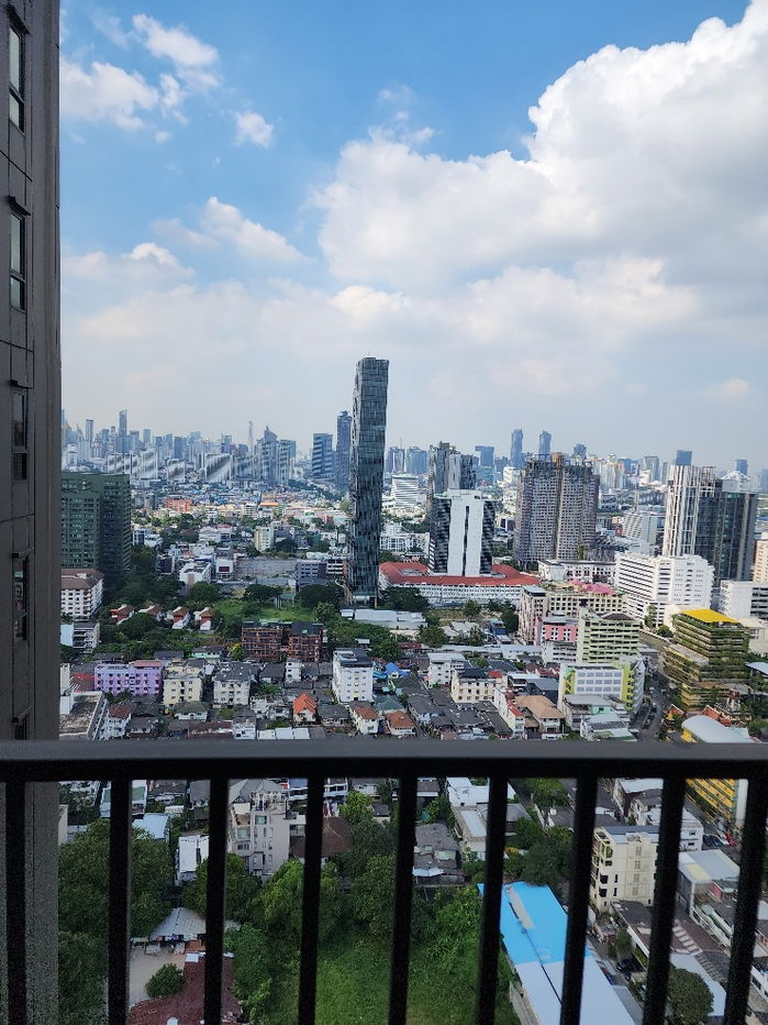 รูป For rent🌿😊 C ekkamai 33sqm 36floor good view 🌼 - รูปที่ 12/21
