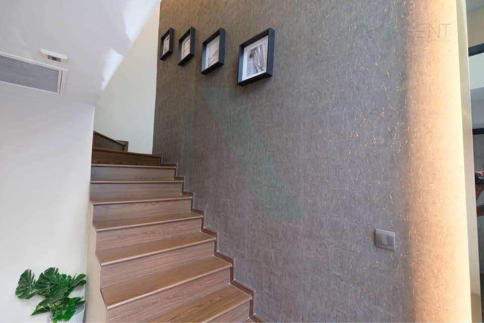 รูป 🚩 ให้เช่าคอนโด ณ วรา เรสซิเดนซ์ อาคาร 1 ชั้น 1 Duplex 2 ห้องนอน ขนาด 87 ตรม ใกล้ เซ็นทรัล เอ็มบาสซี - รูปที่ 1/8