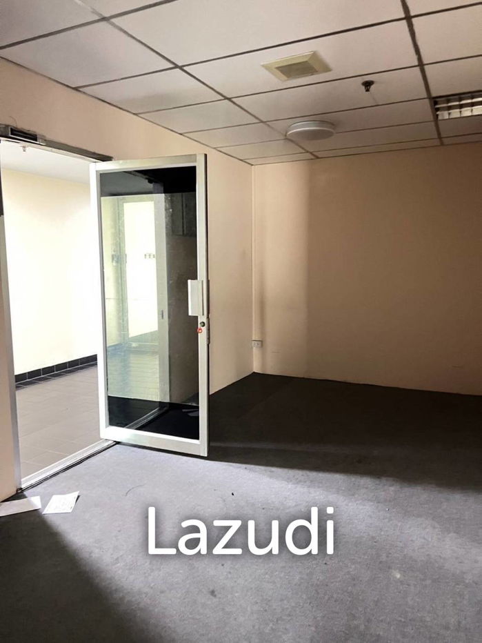 picture 117 sqm retail space in Khlong Toei Nuea Watthana Bangkok - 5/5