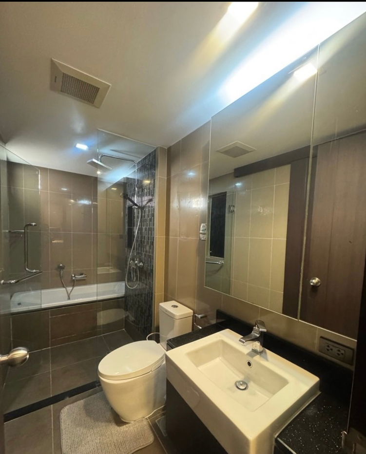 picture Rent a beautiful, ready-to-move-in condo at Tidy Thonglor, near BTS Thonglor. Interested? Add me on Line: @841qqlnr - 12/13