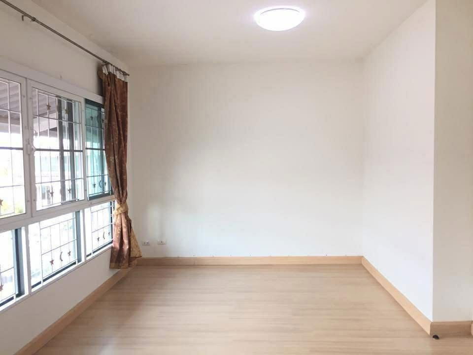 picture Townhouse, Baan Pruksa 83 Borommaratchachonnani-Sai 5, Sam Phran District, Nakhon Pathom Province (Located behind Central Salaya) - 13/18