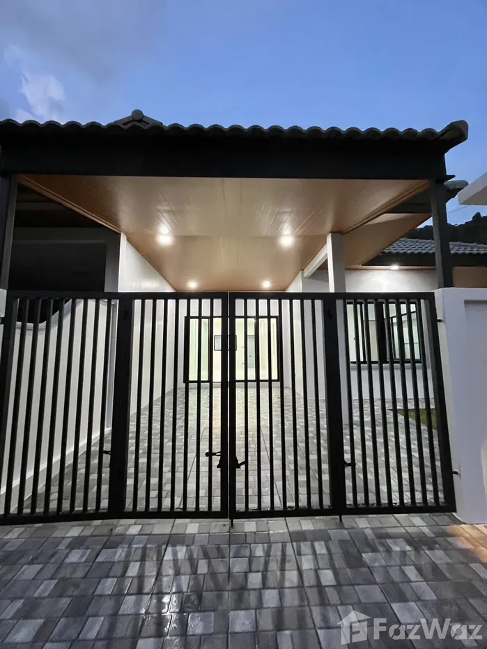 picture Renovated Corner Single-Storey Semi-Detached House | Kathu 5913549 - 7/17