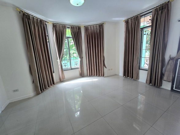 รูป ให้เช่า บ้านเดี่ยว2ชั้น 101 ตรว.โครงการติดถนนใหญ่ ถนนสุวินทวงศ์ ลำผักชี เขตหนองจอก - รูปที่ 7/8