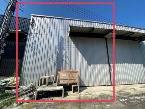 ให้เช่าโกดังซอยลาดพร้าว ใกล้รถไฟฟ้าสายสีเหลือง พื้นที่ใช้สอย 190 ตร.ม. เหมาะทำโกดังเก็บของ ถนนซอยกว้าง รถคอนเทนเนอร์ จอดลงของได้