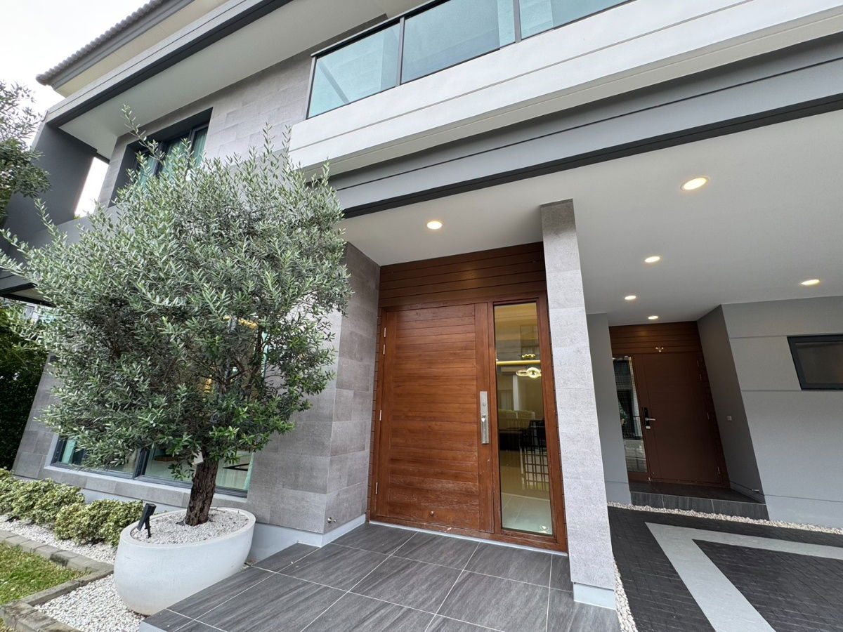 picture 🏡 The City Bangna – Premium Corner Unit on Main Road - 2/43