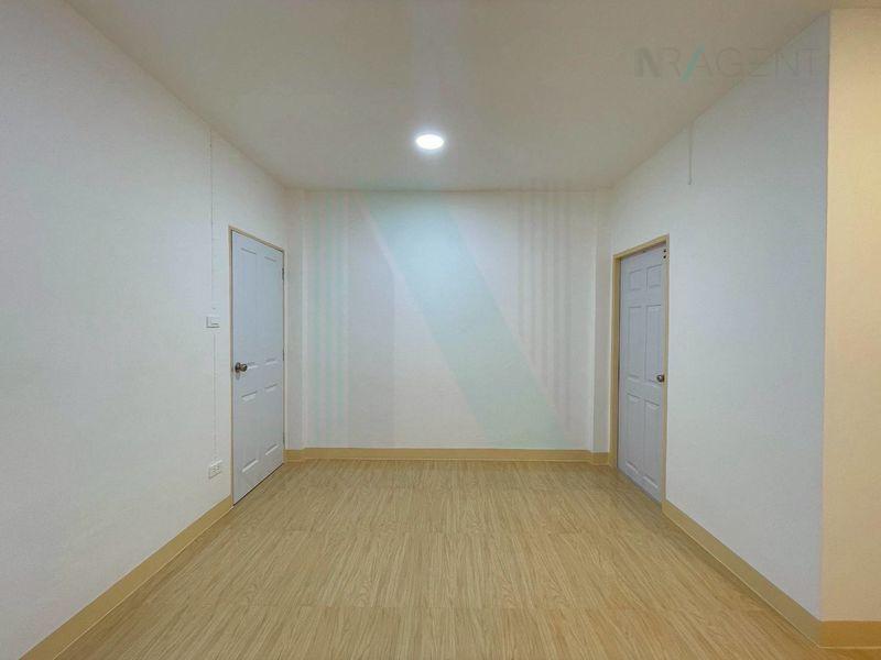 รูป 📌 ขายทาวน์เฮาส์ โครงการ รัตนาวดี 2 ชั้น 2 ห้องนอน 2 ห้องน้ำ - รูปที่ 7/8