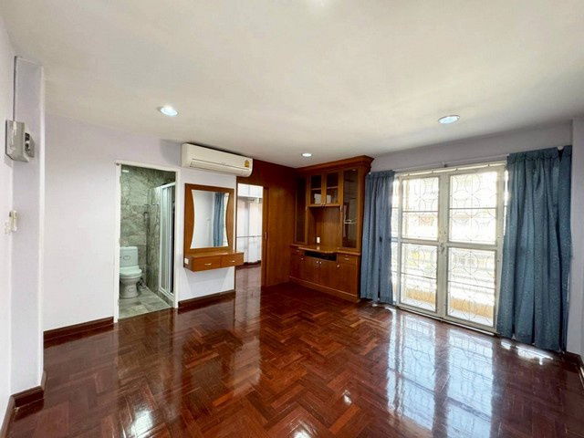 รูป HU7017 ทาวน์เฮ้าส์ให้เช่า วราธร วิลล์ กรุงเทพมหานคร - รูปที่ 5/8