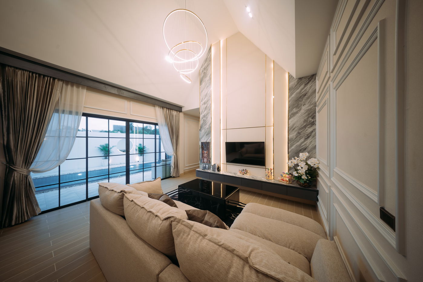 picture Modern Luxury 3-Bedroom Pool Villa for Sale – East Pattaya - 5/20