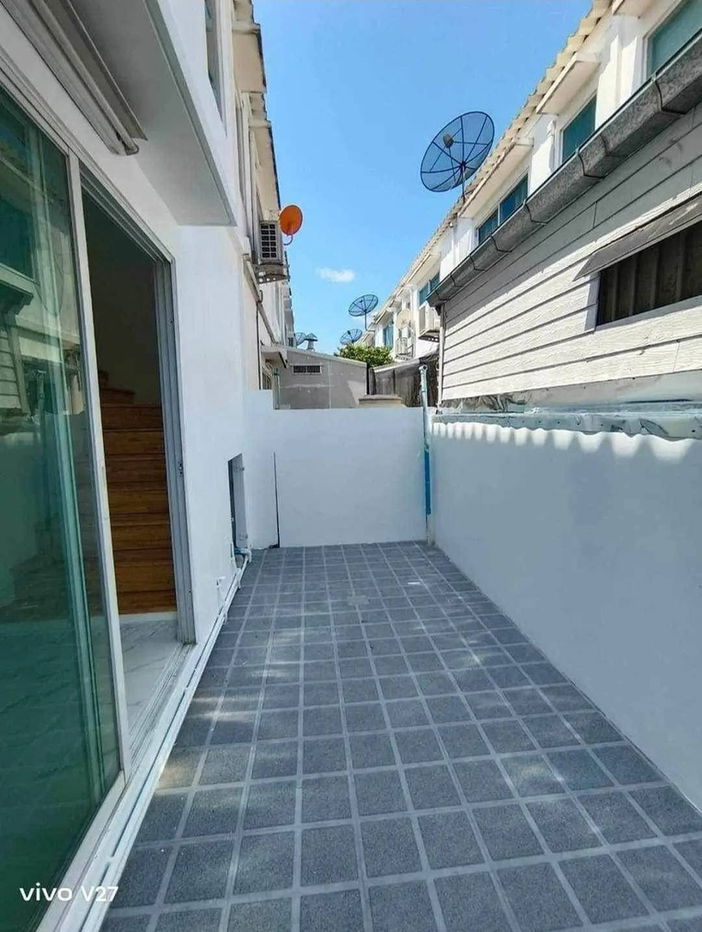 รูป Vายทาวน์เฮ้าส์ประชาอุทิศสุขสวัสดิ์] 🎁👪 หมู่บ้านอินดี้ 1 ต้นๆซอยประชาอุทิศ 90 บ้านทำเลดีทำเลเด่น ติดถนนใหญ่ใกล้🛒ห้างบิ๊กซี - รูปที่ 8/11