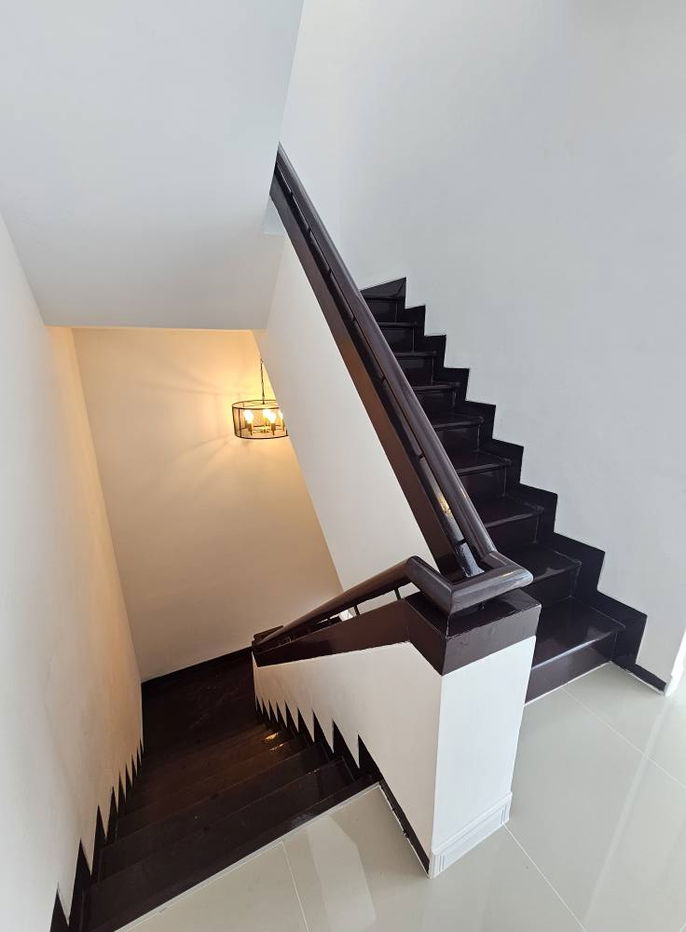 รูป 3-Storey Townhouse 3 Bedrooms for Sale in South Pattaya - รูปที่ 10/21