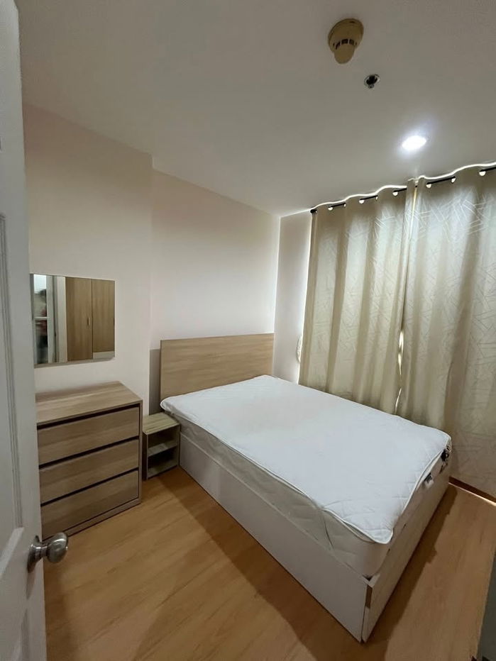 picture Condo for Rent at Life @ Ratchada - Suthisan (B6812050) - 1/6