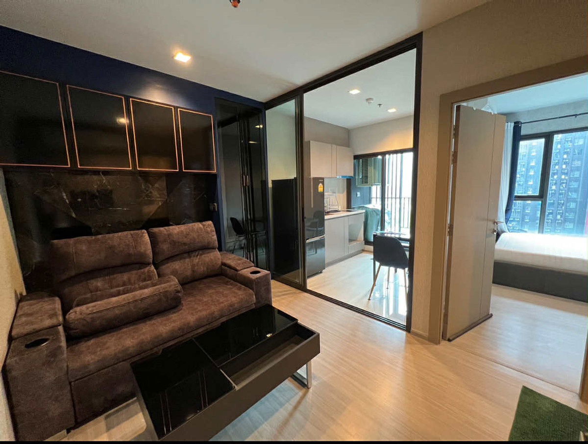 picture Code: KJ10149 for rent Life Asoke - Rama 9 🔥🔥 Line ID: @kjcondo (with @)🔥🔥 - 3/10