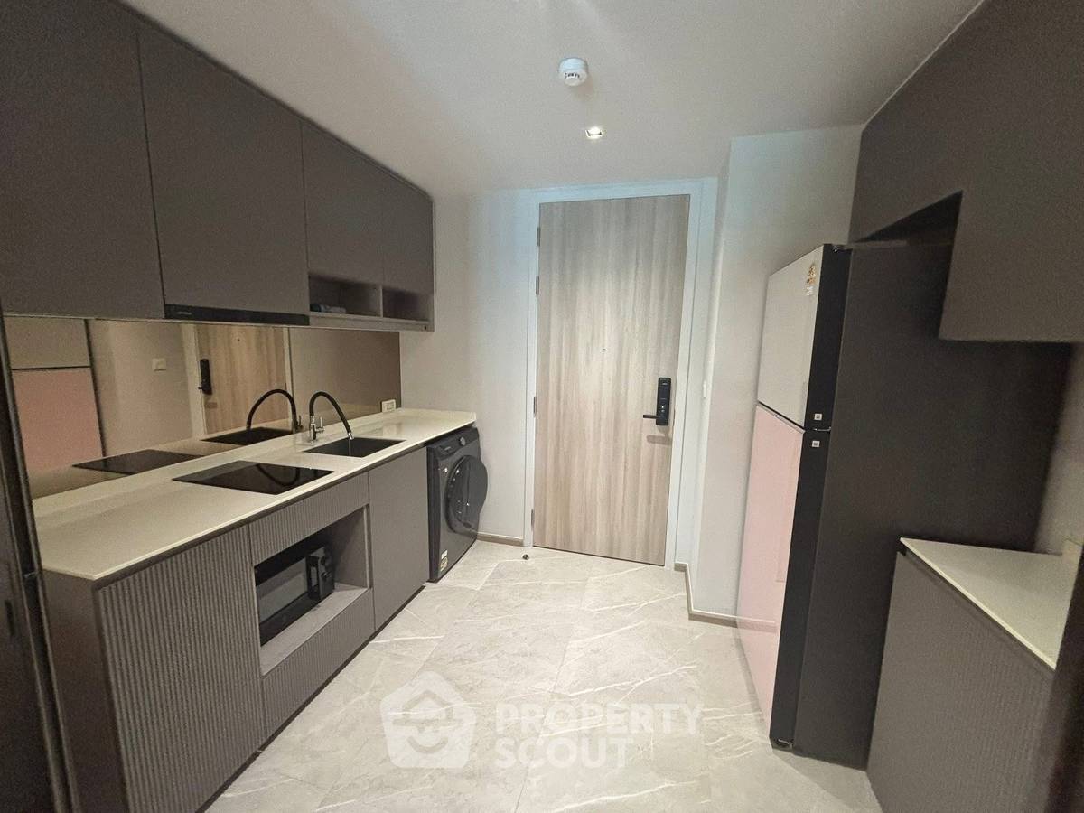 picture 2-BR Condo at Chapter Thonglor 25 close to Thong Lo (ID 2470434) - 4/11