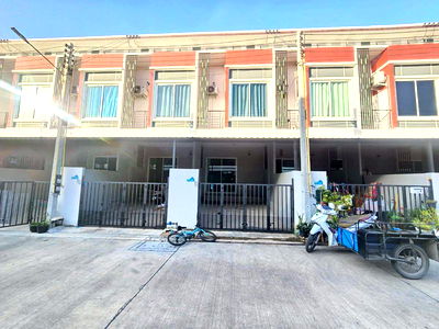 เช่าทาวน์โฮม ระยอง : ให้เช่าทาวน์โฮม ม.เดอะพีค มาบยางพร ระยอง