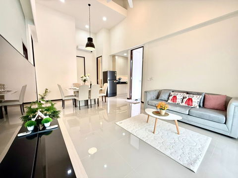 🔥ขายบ้านเดี่ยว 3 ห้องนอน สไตล์โมเดิร์นรีสอร์ท มีเนื้อที่รอบบ้าน ตกแต่งสวย พร้อมอยู่