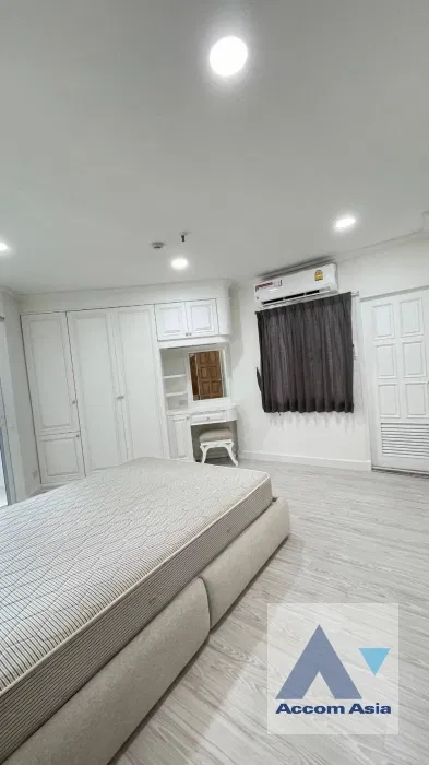 picture 🔼🔽 AccomA 📩 3 BR Condominium @Fifty Fifth Tower (AA41864) - 8/14