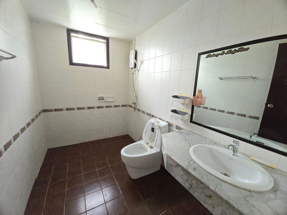 รูป (F2512057) ให้เช่า เซนต์ชาร์ม คอนโดมิเนียม ชั้น 2 ขนาด 96 ตร.ม. - รูปที่ 8/9