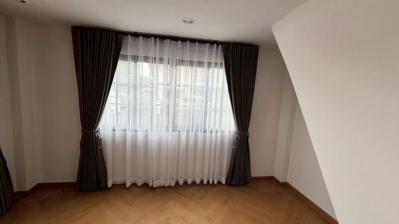 รูป ทาวน์เฮ้าส์หลังมุม แต่งใหม่ ทำลดี หมู่บ้าน วีอไลฟ์ ลำลูกกา คลอง 8 (V-Alive Lumlukka Klong 8) ถ.เลียบคลอง 8 ลำลูกกา ปทุมธานี - รูปที่ 28/33