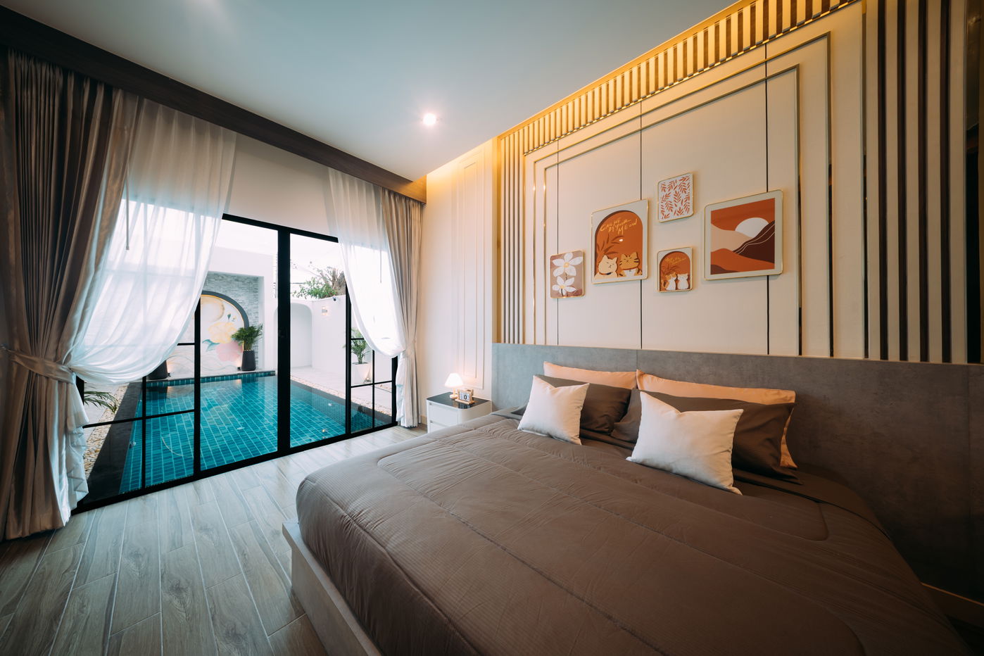 picture Modern Luxury 3-Bedroom Pool Villa for Sale – East Pattaya - 10/20