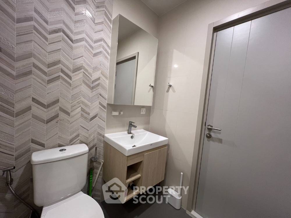 picture 1-BR Condo at Oka Haus Sukhumvit 36 near BTS Thong Lor (ID 1903239) - 7/8