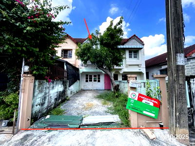 ทาวน์โฮม เขตหนองจอก : ทาวน์เฮ้าส์ สำหรับขาย - เจียระดับ เขตหนองจอก กรุงเทพมหานคร