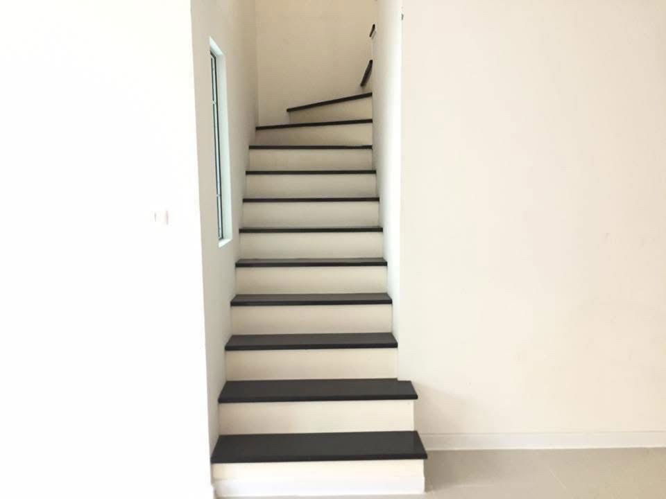 picture Townhouse, Baan Pruksa 83 Borommaratchachonnani-Sai 5, Sam Phran District, Nakhon Pathom Province (Located behind Central Salaya) - 8/18