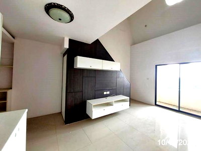 Condos for sale Panyananthaphikkhu Chonprathan Medical Center : CONDO 184.6 Sq.m. Pak Kret Nonthaburi for 1.3M