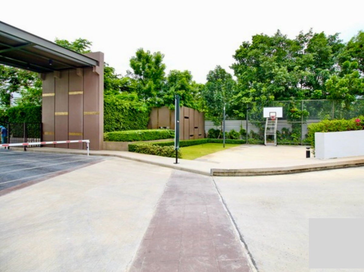 รูป ขายด่วน ราคาดีมาก ทาวน์โฮม 3 ชั้น รีโนเวทใหม่ PATIO ศรีนครินทร์–พระราม 9 ทำเลกรุงเทพกรีฑา - รูปที่ 24/25