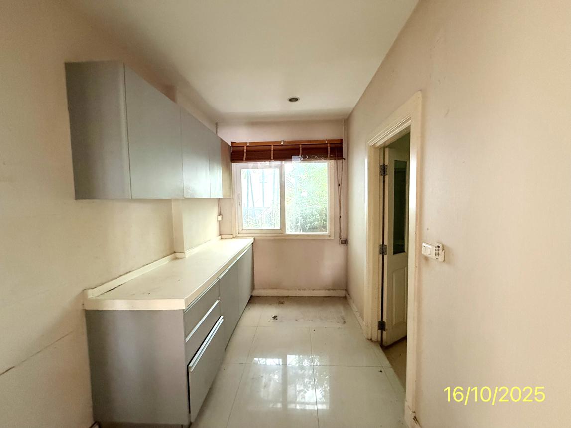 picture HOME for sale  Bang Rak Yai Bang Bua Thong Nonthaburi - 34/52