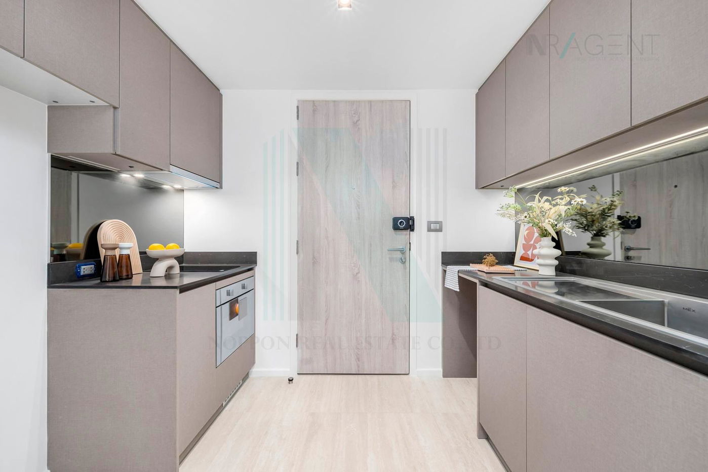 picture ð For Rent Condo CRAFT PLOENCHIT Building 1, Floor 2,1 bed room, Room size 48 sqm - 6/8