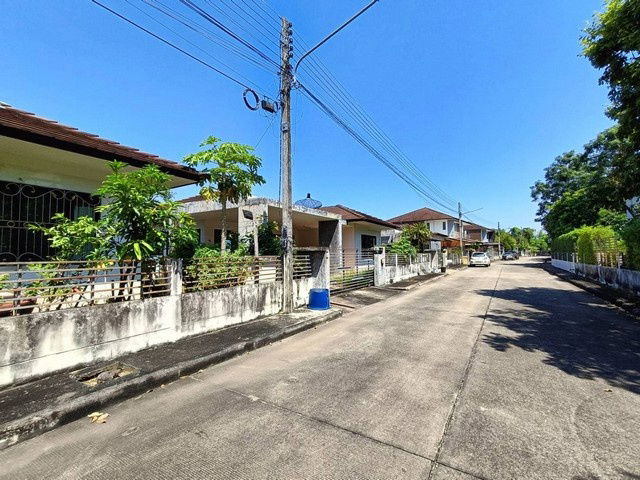 รูป B13540 ขายบ้านเดี่ยว หมู่บ้านธันยารมย์ อุตรดิตถ์ - รูปที่ 2/8