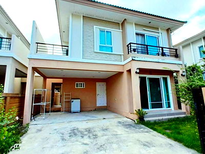 เช่าบ้านเดี่ยว วิทยาลัยเทคโนโลยีทางการแพทย์และสาธารณสุขกาญจนาภิเษก : รร.คลองมหาสวัสดิ์ 2.3 กม. ตลาดนัดลุงออม 2.3กม. ให้เช่าบ้านเดี่ยวสุดหรู 2 ชั้น พร้อมเฟอร์ฯ เงียบ สงบ ร่มรื่น วัดใหม่ผดุงเขต 1.2 กม.