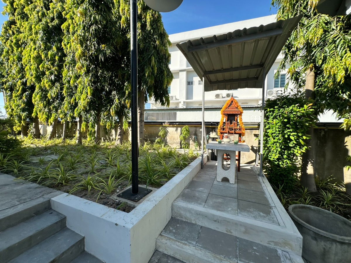 รูป สำนักงานให้เช่า ทำเลเศรษฐกิจใจกลางเมือง ใกล้ Central และBig C เพียง 200 เมตร ทับมา ระยอง - รูปที่ 12/20