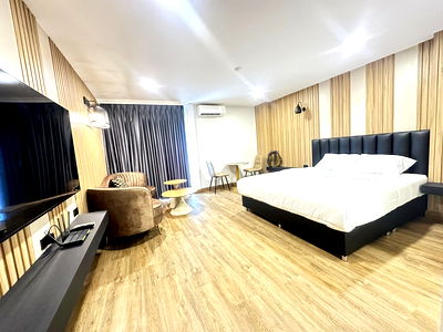 เช่าคอนโด ซอยบัวขาว : Studio Condo for Rent at Diana Estate Condominium