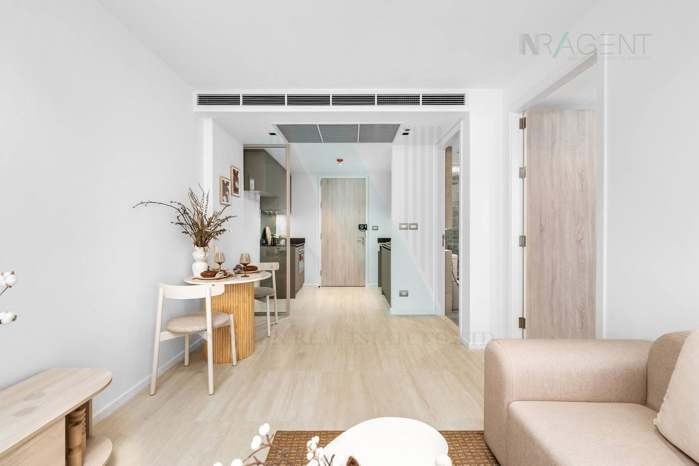 picture ð For Rent Condo CRAFT PLOENCHIT Building 1, Floor 2,1 bed room, Room size 48 sqm - 1/8